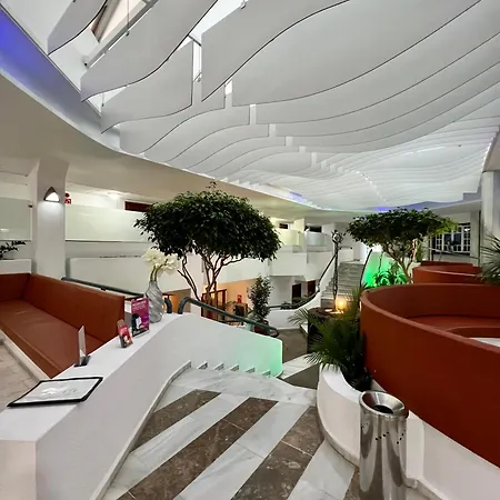 Luxury Penthouse 652 With Beautiful Views In Club Atlantis * 阿德耶